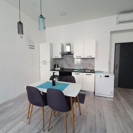 רייקה Apartmani Draga מראה חיצוני תמונה